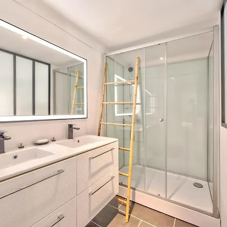 بيت للعطل Maison Sara Les Pins *